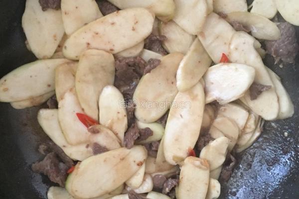 茭白炒牛肉的做法图解6