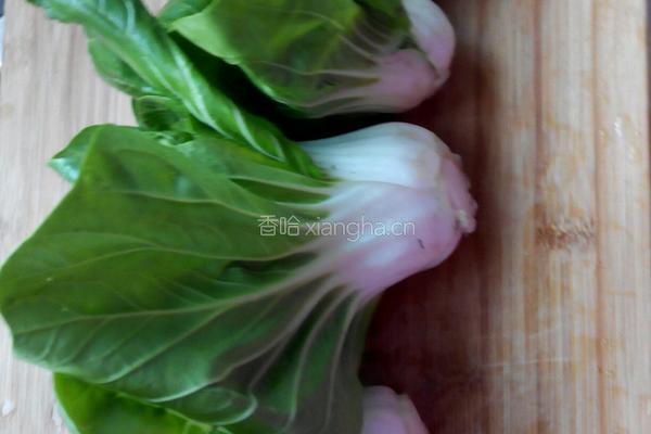 香菇青菜。的做法图解1