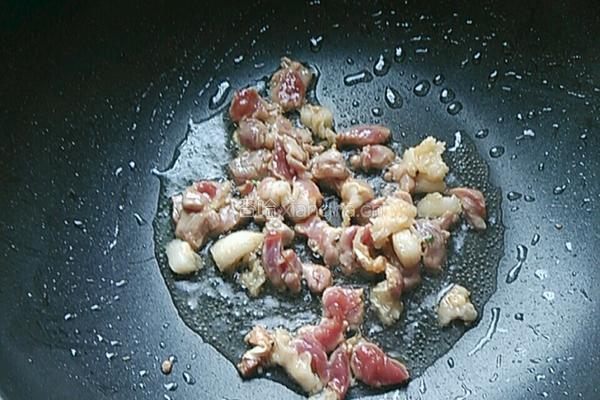 香菇炖豆腐的做法图解5