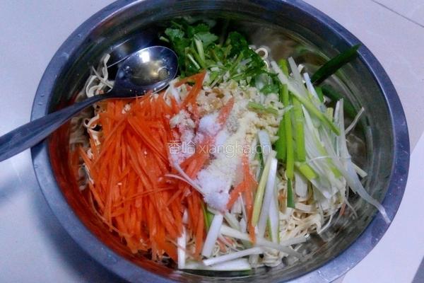 凉拌干豆腐丝的做法图解5