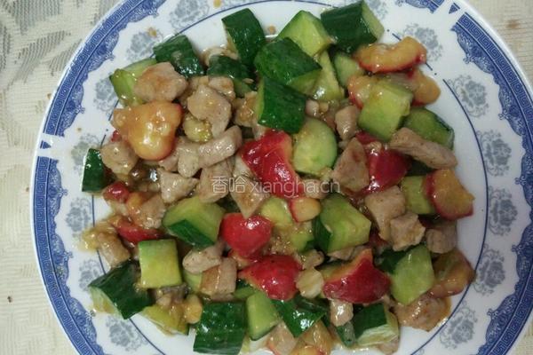 肉丁瓜丁红果的做法图解6