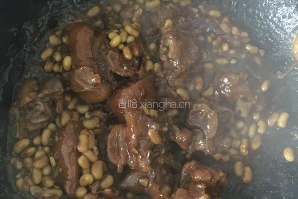 黄豆焖猪蹄的做法图解8