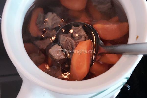 胡萝卜翻茄煲牛腩的做法图解6