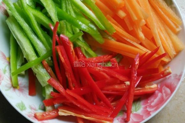 双丝白玉菇炒肉丝的做法图解2