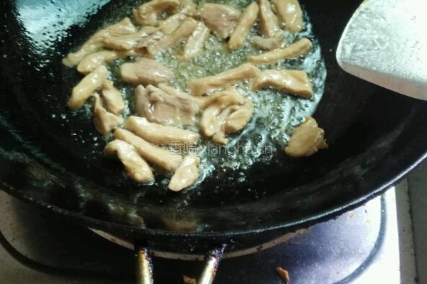 双丝白玉菇炒肉丝的做法图解5