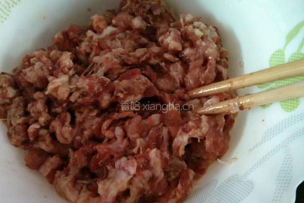 芹菜肉锅贴的做法图解3