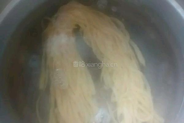 果蔬泡菜凉面的做法图解15