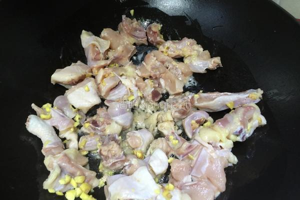 麻辣双椒鸡的做法图解5