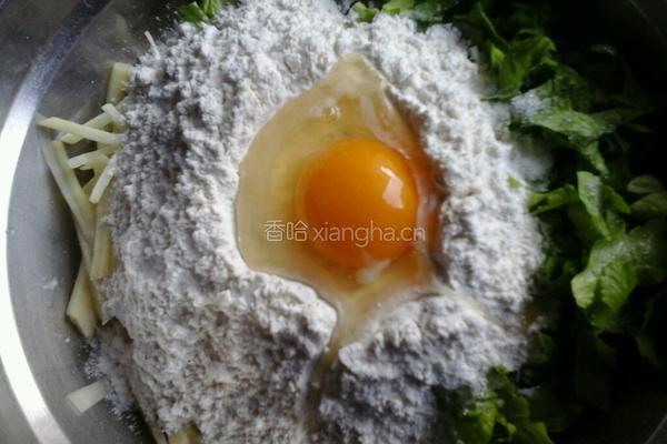 芹菜叶土豆丝煎饼的做法图解3