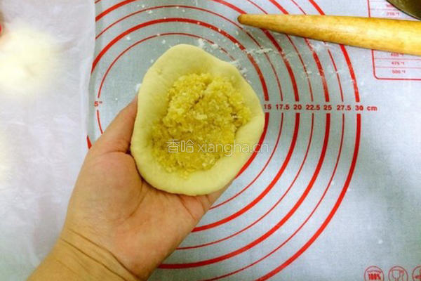 柔软椰蓉包的做法图解12