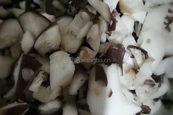 香菇荠菜猪肉饺的做法图解3