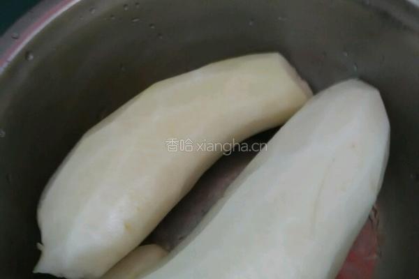 淡煮萝卜的做法图解1