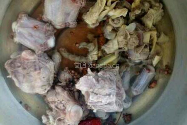 清炖牛尾的做法图解2