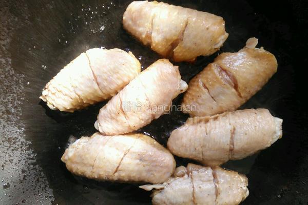 香酥煎鸡翅的做法图解3