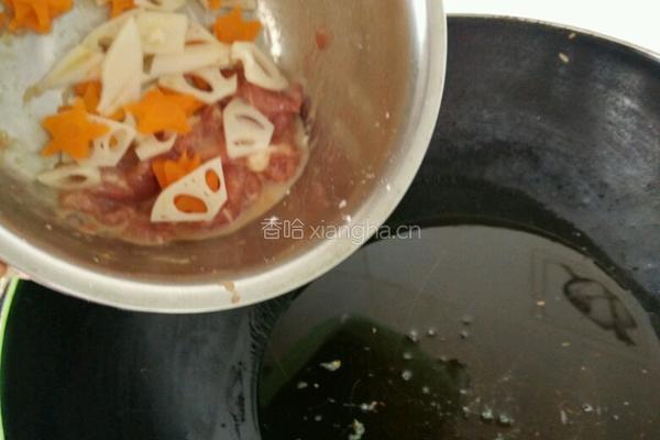 滑溜肉片炒藕的做法图解4