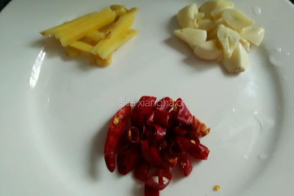 胡萝卜炖牛肉！的做法图解3