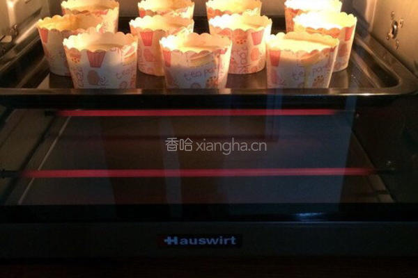 原味纸杯蛋糕的做法图解10