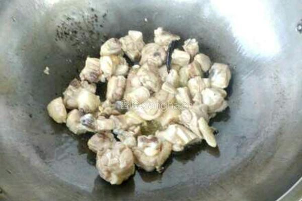 啤酒鸡腿的做法图解2