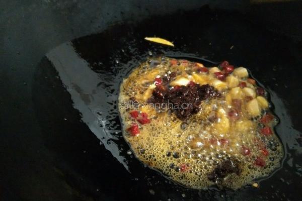家常肉沫茄子的做法图解7
