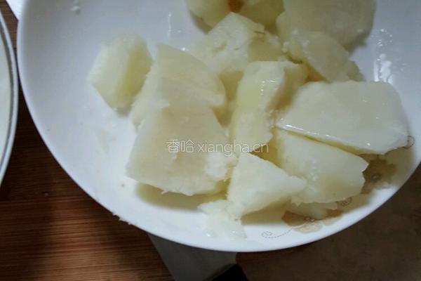 土豆虾球的做法图解1