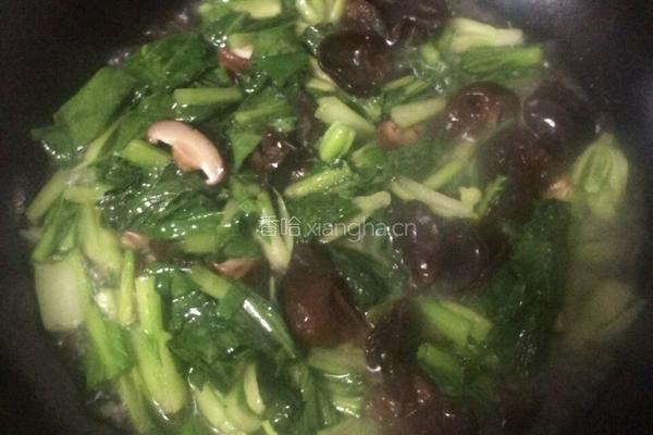 青菜香茹木耳的做法图解3