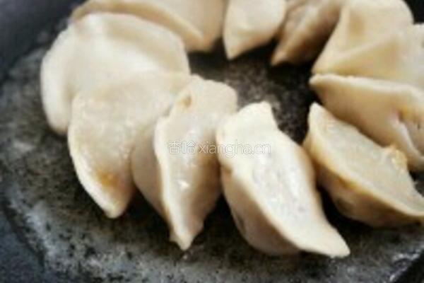 冰花煎饺的做法图解8