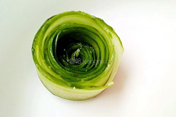 凉拌花朵黄瓜的做法图解10