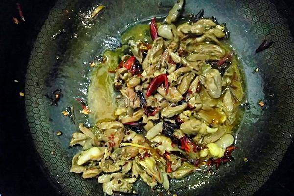 辣子鸡心的做法图解12
