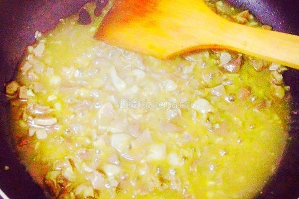 酸豆角炒鸡胗的做法图解5