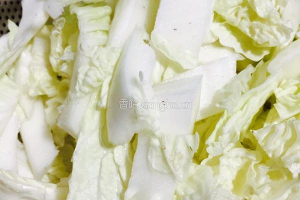 醋溜大白菜的做法图解1