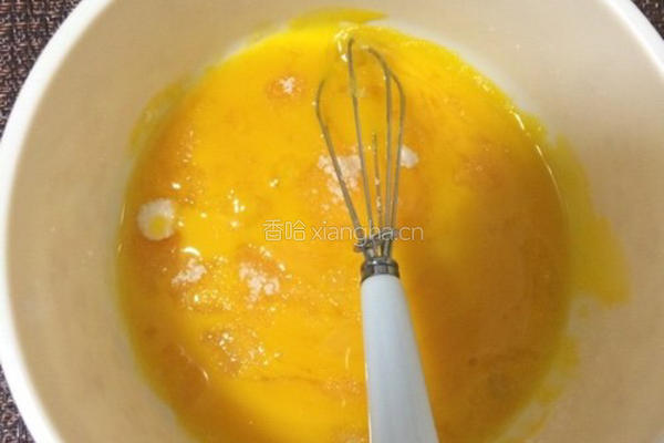 抹茶戚风蛋糕的做法图解3