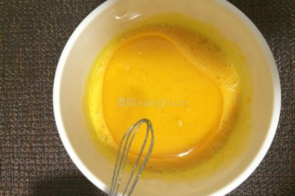 抹茶戚风蛋糕的做法图解4
