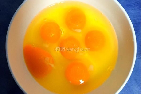 贵阳风味蛋炒饭的做法图解1