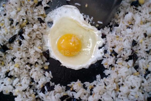 姜葱榄角炒蛋饭的做法图解5