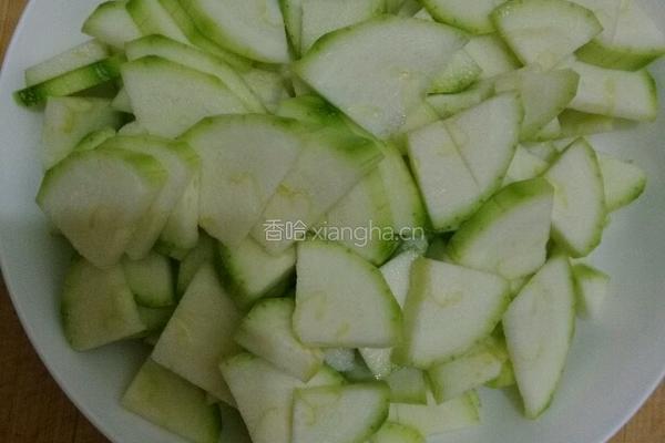 清炒西葫芦的做法图解1