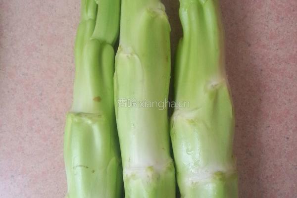 腊肉炒棒菜的做法图解2