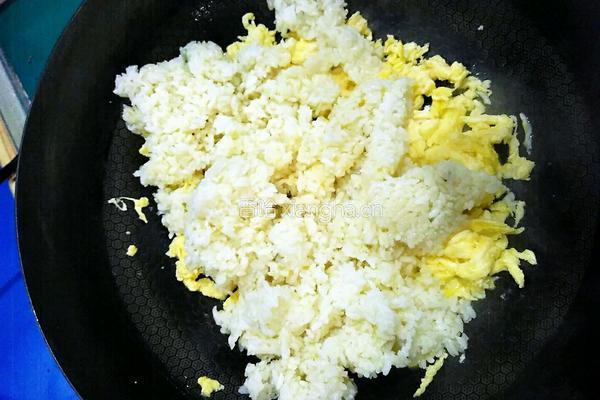 蛋炒饭的做法图解15