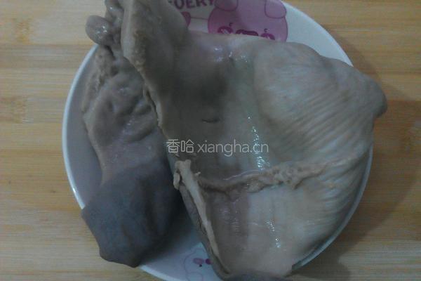 腐竹白果猪肚汤的做法图解2