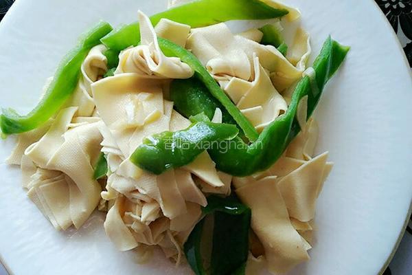 青椒干豆腐的做法图解8