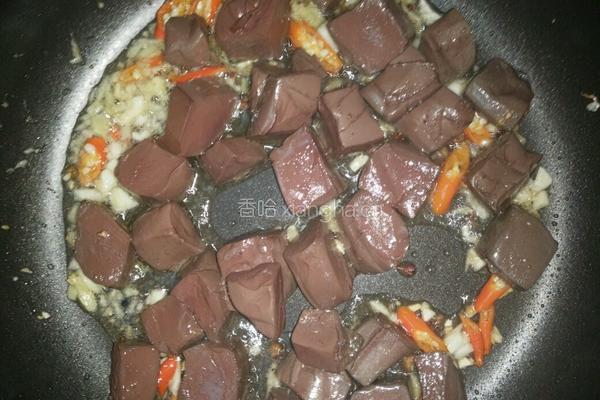 麻辣红白豆腐的做法图解8