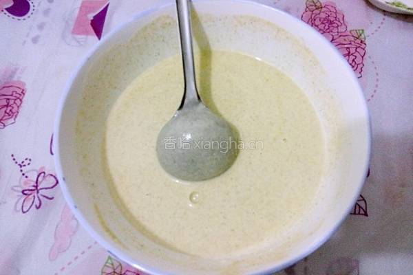 杂粮鸡蛋饼的做法图解1