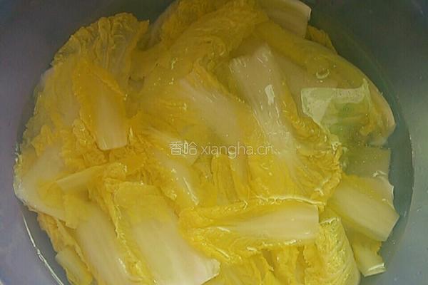 浇汁娃娃菜的做法图解4