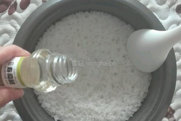 萝卜寿司卷的做法图解3