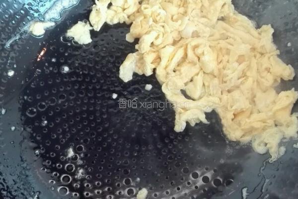 尖椒鸡蛋炒粉皮的做法图解6
