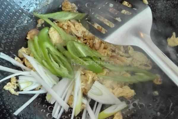 尖椒鸡蛋炒粉皮的做法图解8