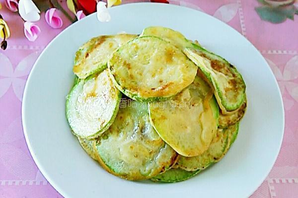 香煎西葫芦饼的做法图解10