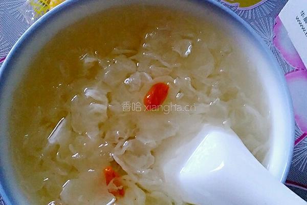 枸杞银耳糖水的做法图解5
