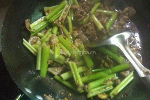 瘦肉混炒的做法图解3