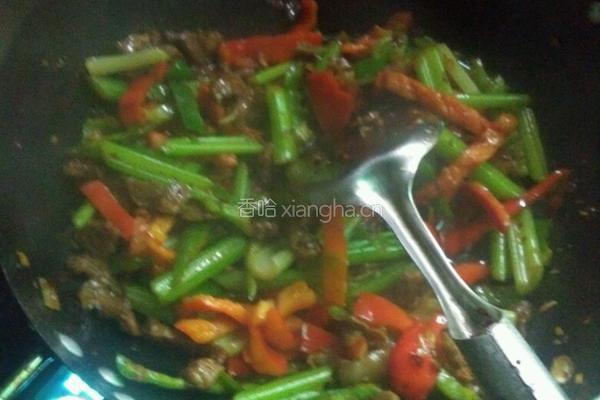 瘦肉混炒的做法图解4