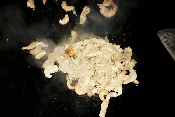 肉丝萝卜虾的做法图解4